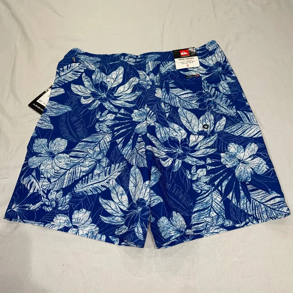 Quiksilver swim volley